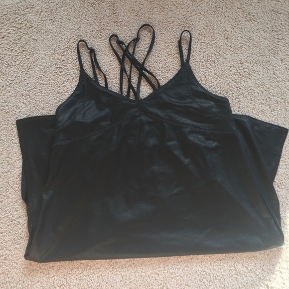 Out from under skip dress - Picture 5 of 6